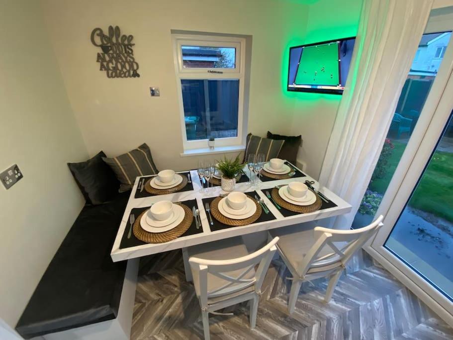 Wharfedale Lodge- Bungalow-3 Bed, 2 Bath, Amazing! Thornton  Bagian luar foto