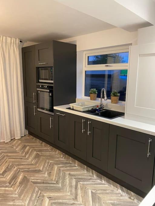Wharfedale Lodge- Bungalow-3 Bed, 2 Bath, Amazing! Thornton  Bagian luar foto
